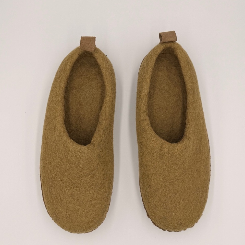 Felted Wool Leather Bottom Olive Green Bohemian Hippie Cozy Backless Slipper 10
